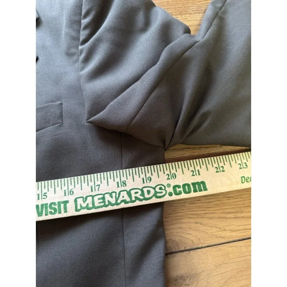 Kilburne and Finch Blazer Sport‎ Coat Gray Size 38R/W32 Wool Blend Professional